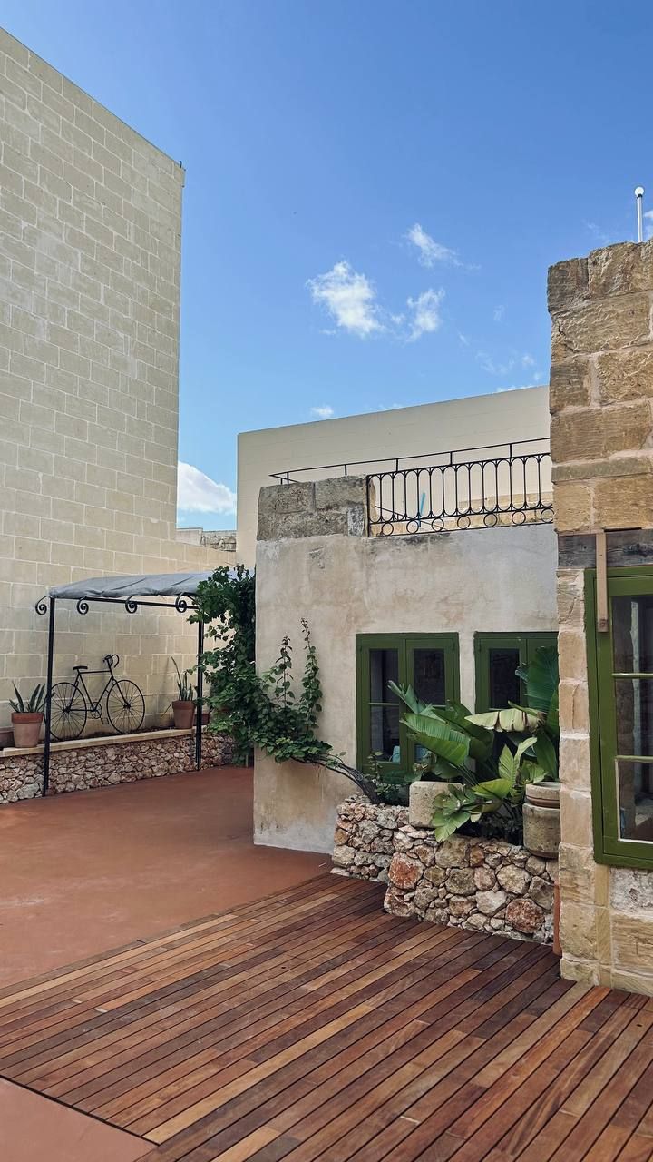 The Bored Peach Club house in Xagħra, Gozo