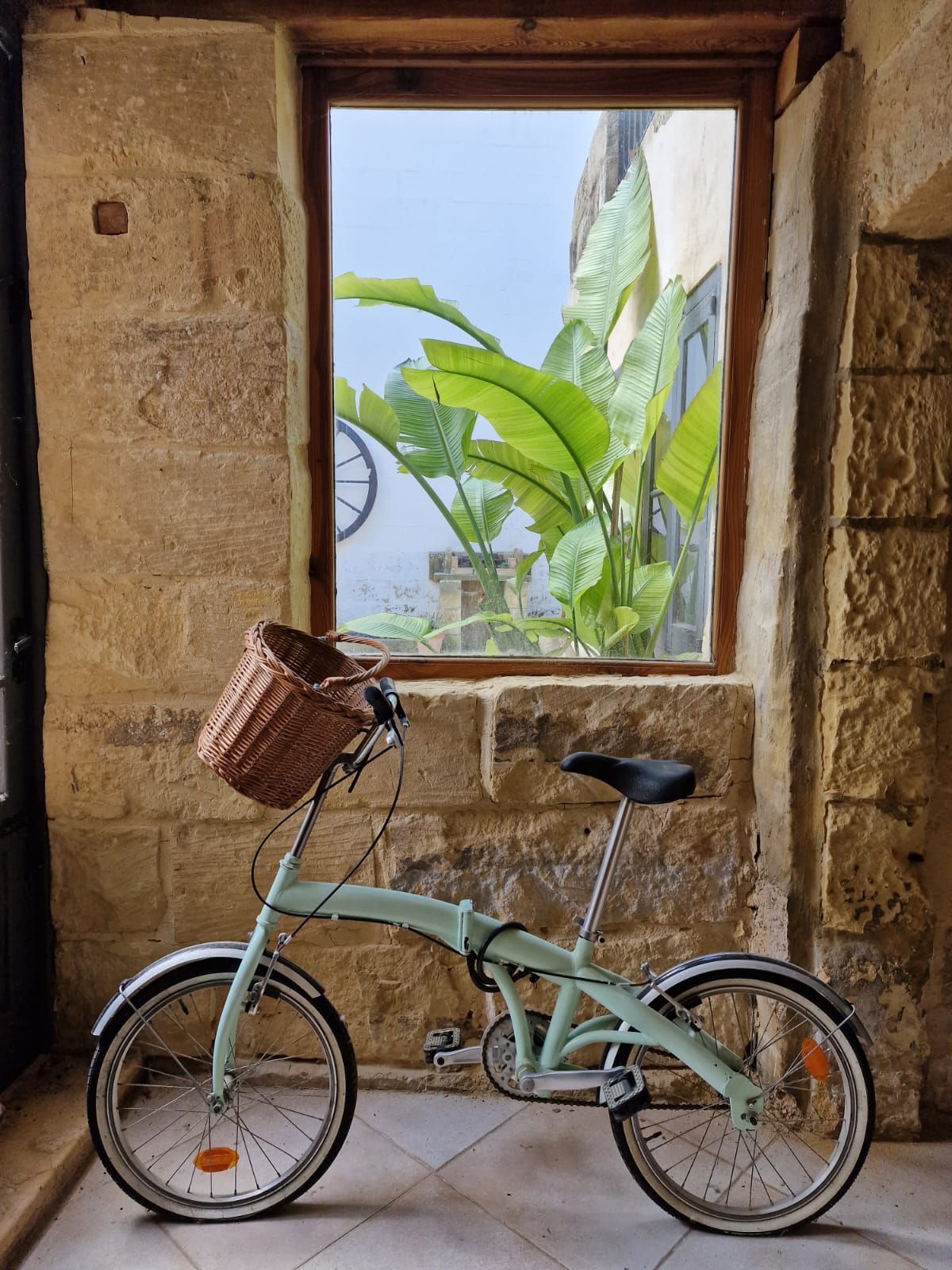 The Bored Peach Club house in Xagħra, Gozo